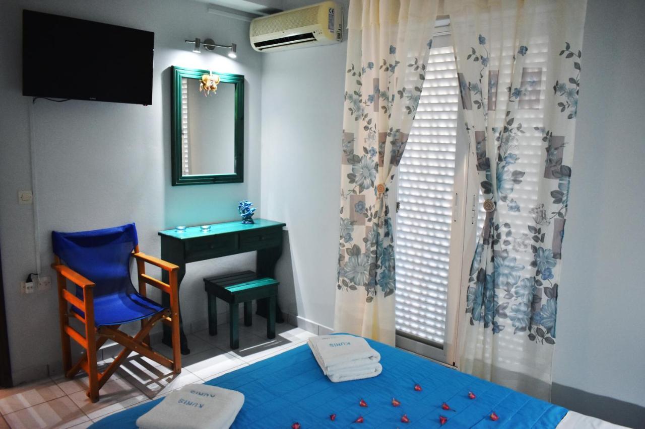 Kuris Studios & Apartments Vasilikí Eksteriør bilde